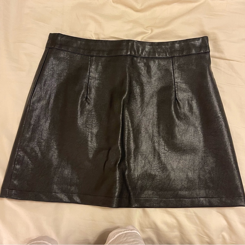 Princess polly black leather skirt